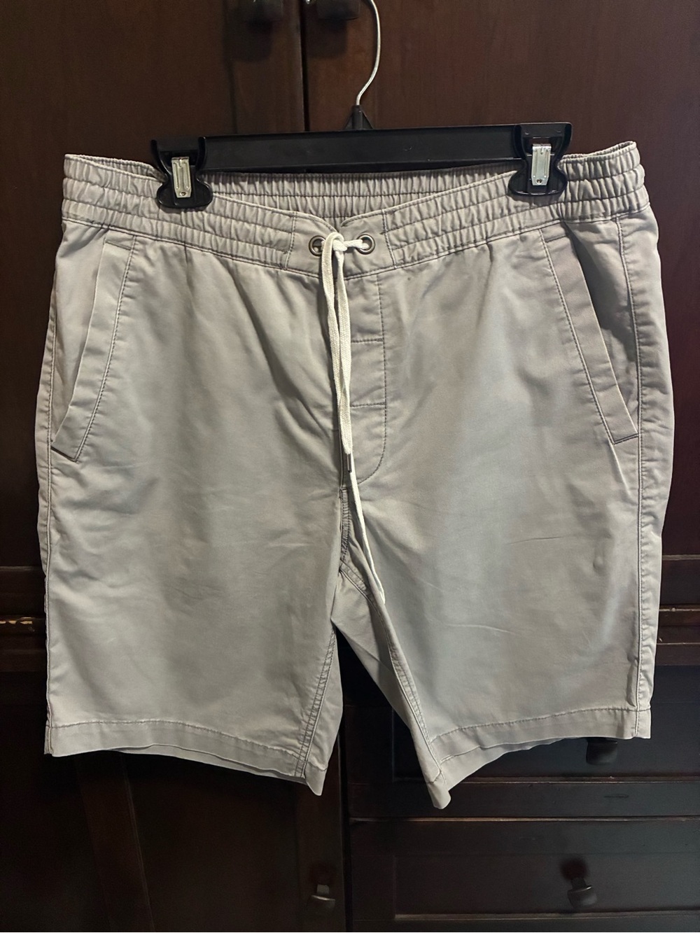 Ralph Lauren Men's Light Gray Elastic Drawstring Shorts
